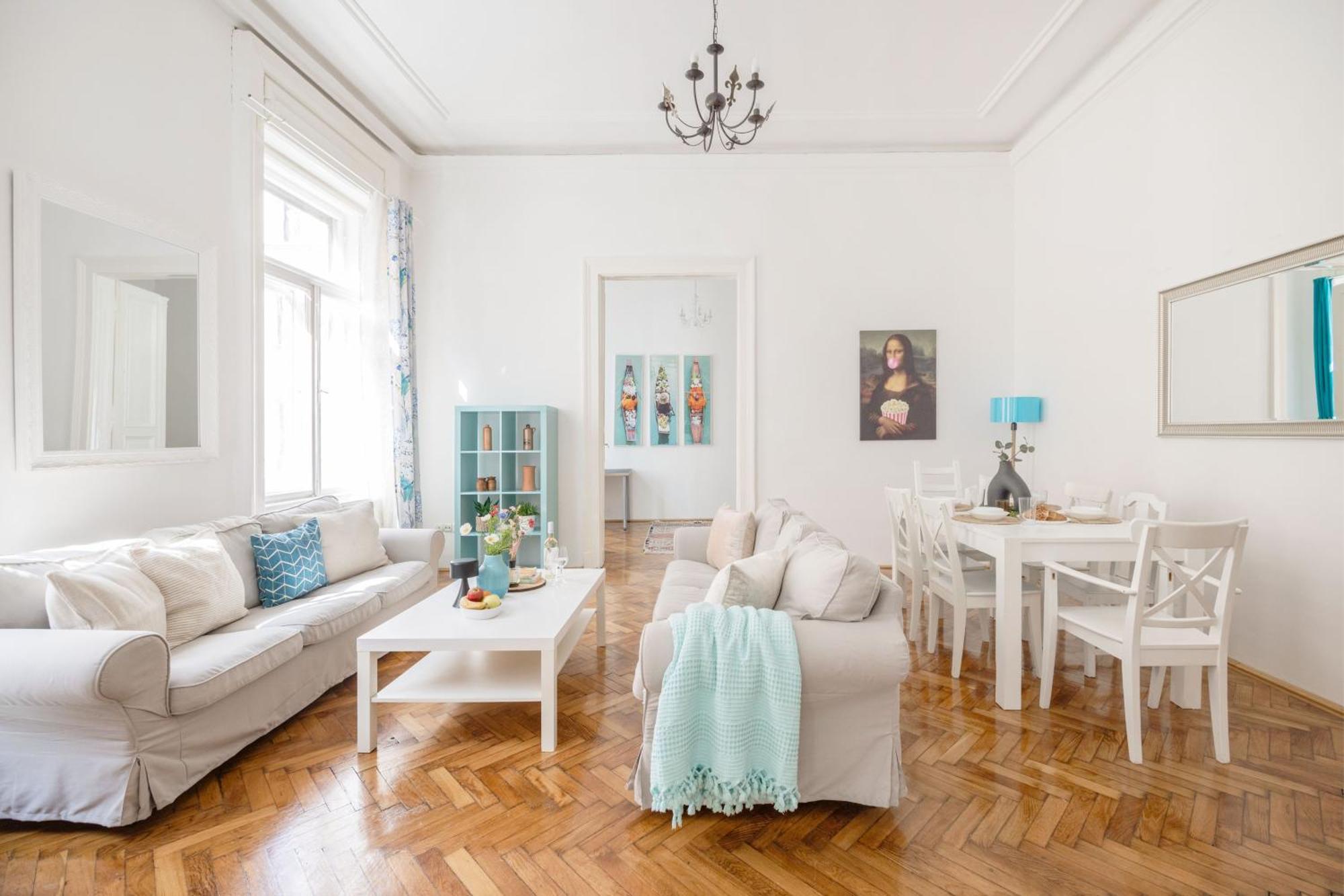 Wellness Retreat With Sauna & Jacuzzi - 1 Min To Opera Apartament Budapesta